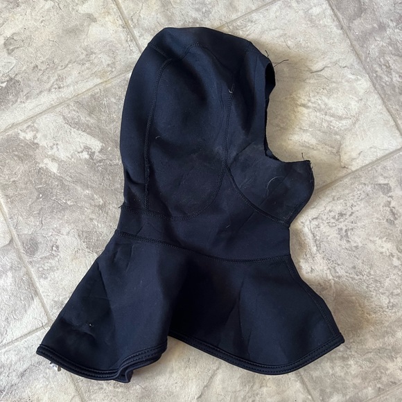 Deep See Scuba Hood (XL) - Picture 2 of 4